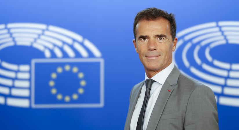 Sandro Gozi: Orbán kudarcot vallott, a magyarok rosszabbul élnek