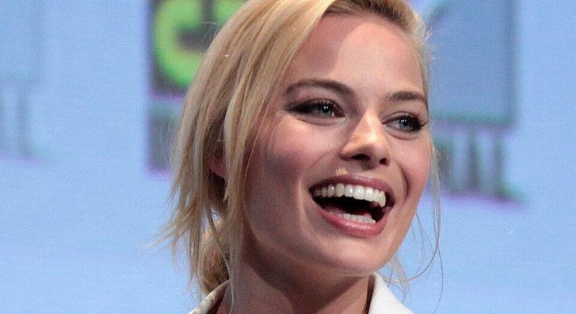 Margot Robbie-val itt a Chanel új reklámja