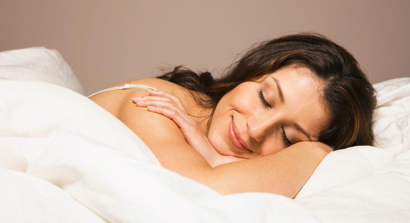 Kérd meg a párod, hogy segítsen! Ezzel a szextrükkel kétszer olyan gyorsan alszol, ráadásul jobban is!