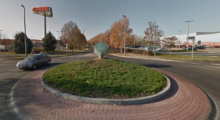 Megnyitott a forgalom előtt a Városligeti út