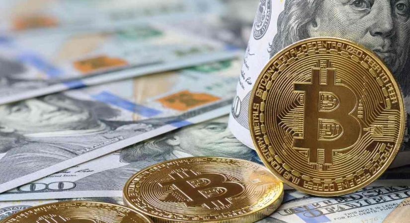 Bitcoin-fordulat: a gyenge kezek eladnak, a bálnák spájzolnak