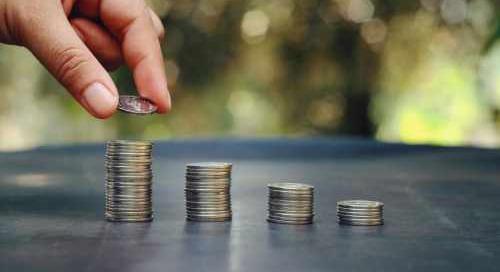 Százmilliárdokat hozott a lakossági bankszámlákra a februári pénzeső