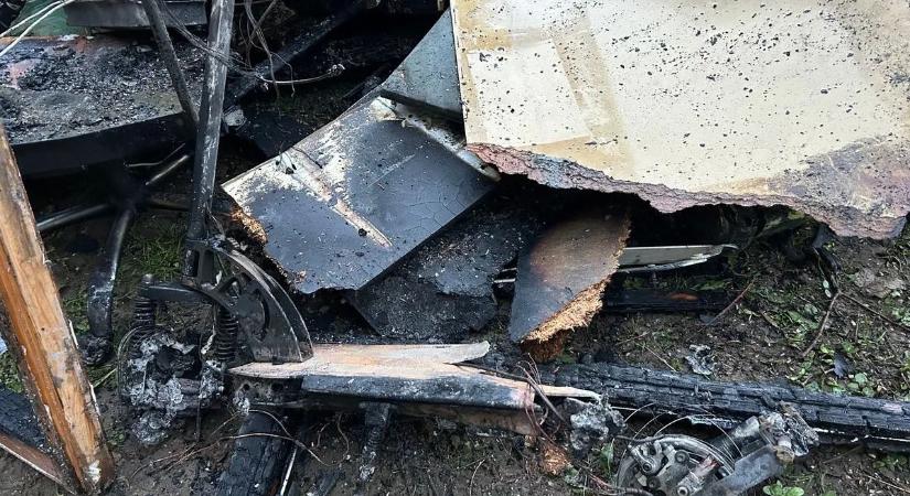 Így válhat életveszélyessé az elektromos roller töltése: sokan pont ezt rontják el otthon