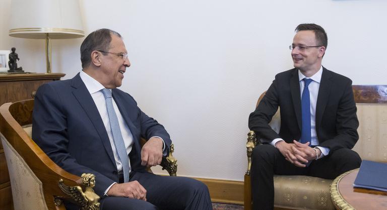 Moszkva szerint Szijjártó Péter telefonbeszélgetése bizonyítja, Oroszország nem avatkozik be más országok választásaiba
