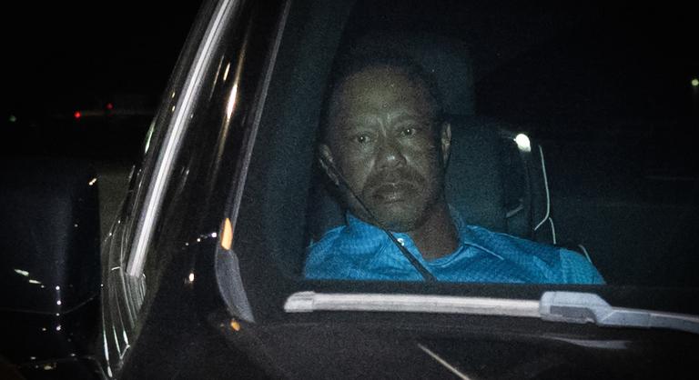 Tablettákkal a zsebében bukott le Tiger Woods: kezelőintézetbe vonul a golflegenda