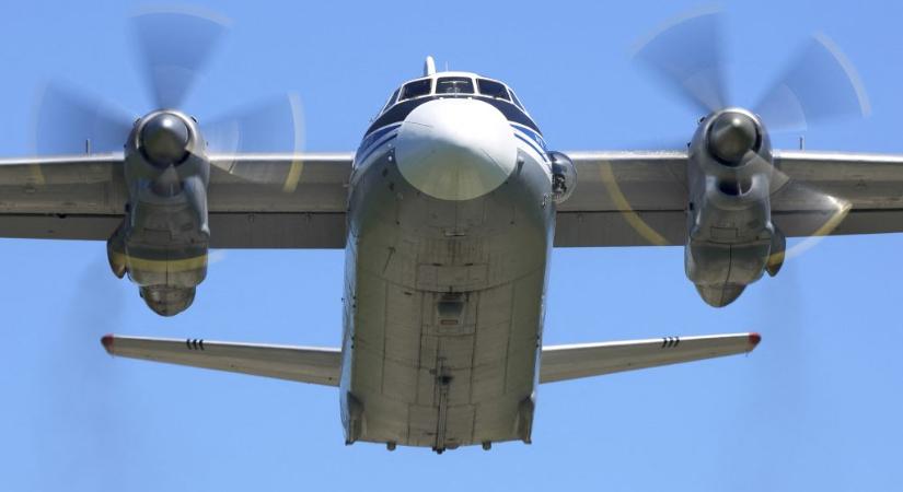 Lezuhant egy orosz katonai repülőgép, legalább 29-en meghaltak