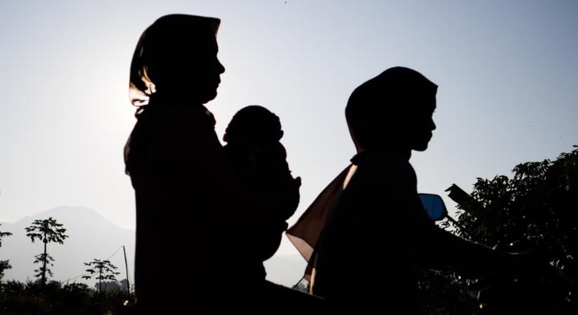 22 migráns holttestét dobták parancsra a tengerbe