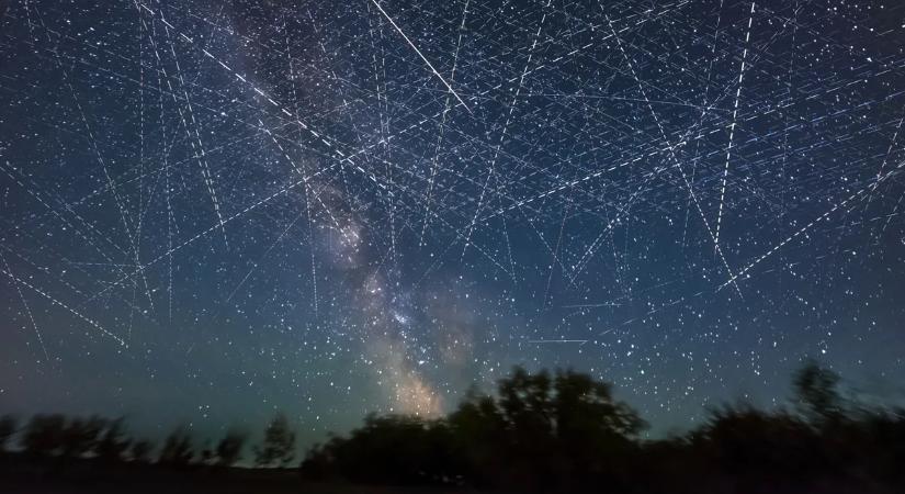 Kiszivárgott Elon Musk drámai terve: eltűnhetnek a csillagok az égről