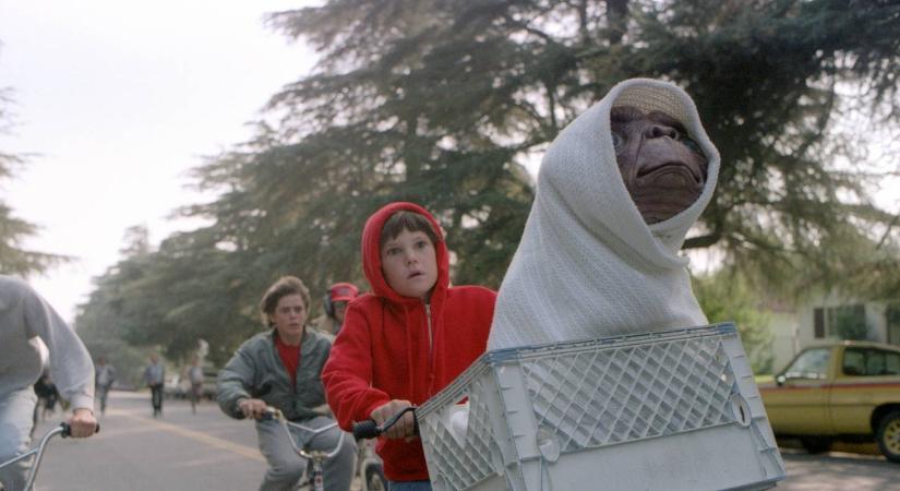 Fotón az E.T. gyereksztárja, így néz ki most 44 évvel a film után