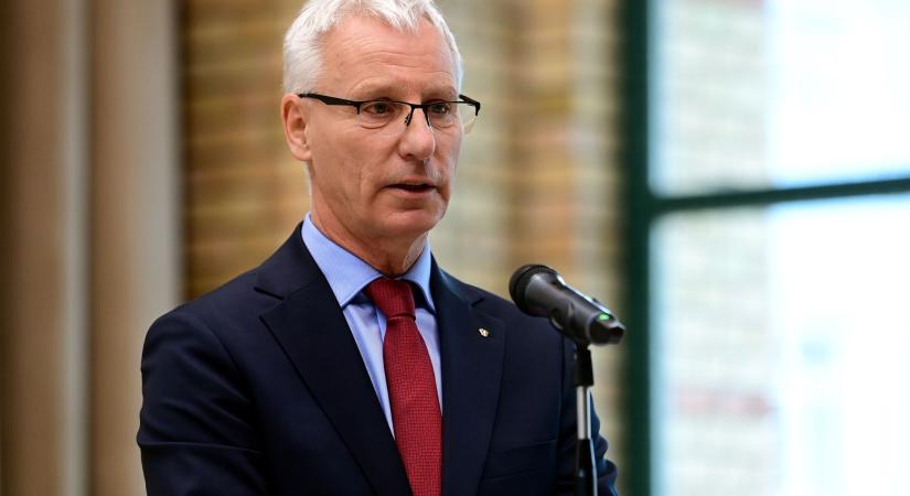 Közösen szolgáljuk a nemzetet – mondta Soltész Miklós Szabadkán