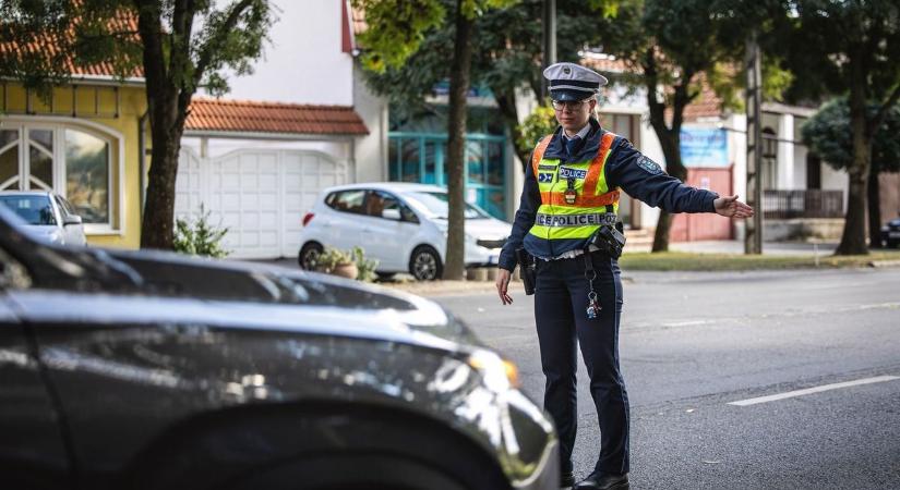 Nem úszta meg: súlyos bűntett miatt felelhet a fiatal nő, akit Újszászon állítottak meg