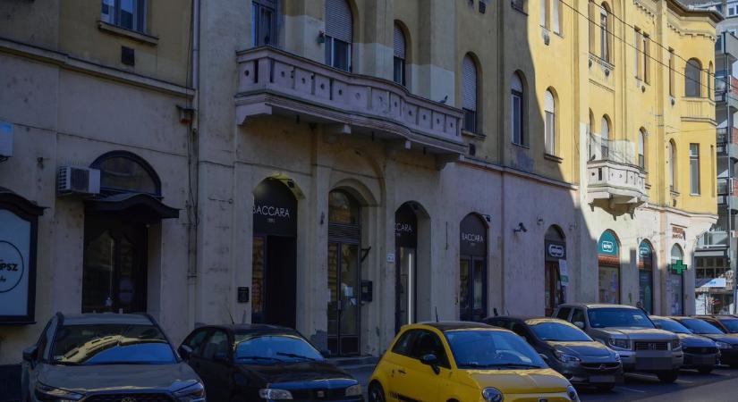 Figyelem, autósok! Ingyenes lesz a parkolás, de van egy csavar a húsvéti hétvégében