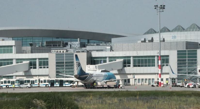 Sok külföldön dolgozó magyar repül haza szavazni