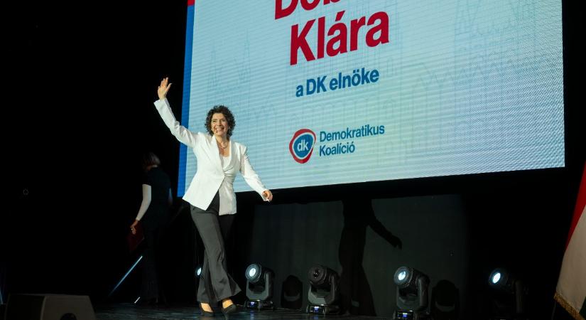 Nem léptet vissza többet a DK, mert a Tisza sem