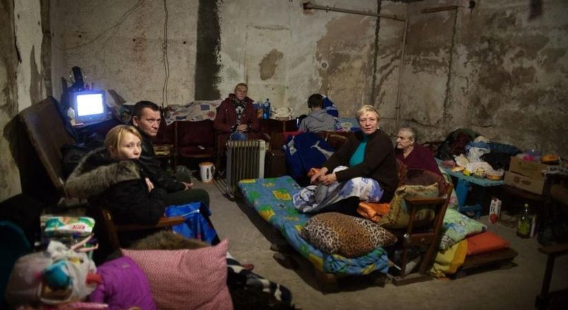 Debrecentől néhány órányira milliók maradtak fedél és megélhetés nélkül