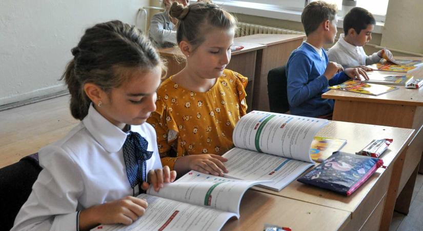 RMDSZ: ingyenessé válnak az előkészítő osztályosok taneszközei