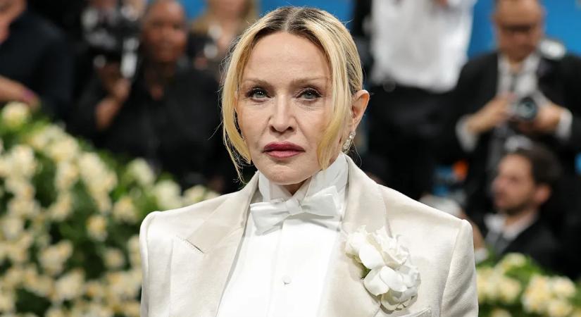 Madonna a 38 évvel fiatalabb pasijával romantikázott Velencében