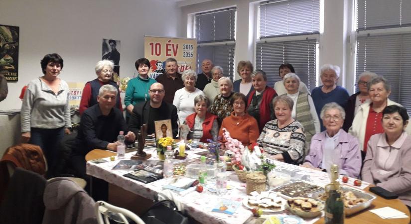 Meghitt ünnepi készülődés a Petőfi Városbarát Egyletnél