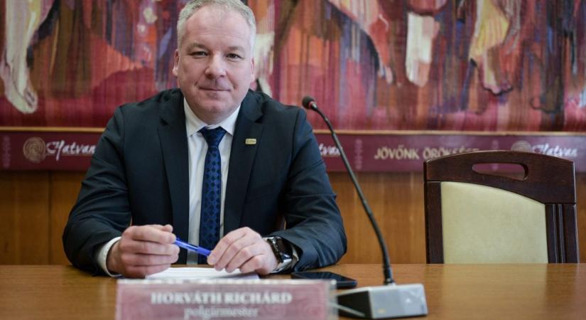 Hatvani polgármester: az érdekünk az, hogy ne a fideszes Szabó Zsolt képviselje a várost