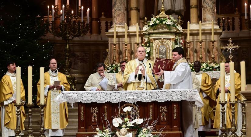 Itt a részletes húsvéti miserend - tűzszentelést és körmeneteket is tartanak
