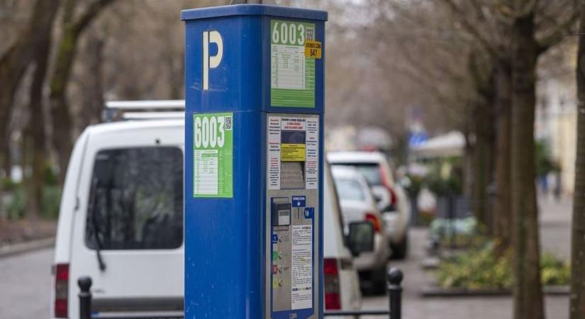 Valamit mi értünk félre, vagy tényleg ingyenes lesz napokig a parkolás Nyíregyházán? Mutatjuk a részleteket!
