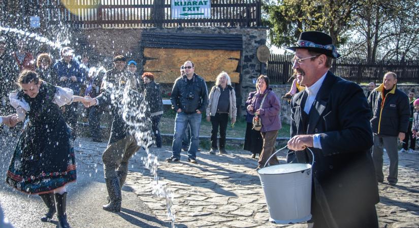 Ingyenes tavaszi programkavalkáddal csábít a vidéki város: vétek kihagyni ezt a húsvéti mulatságot