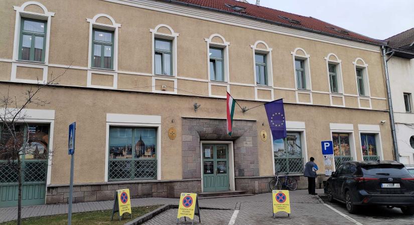 „Egy választás mindig a jövőről szól” – Javában zajlik a levélszavazatok leadása Csíkszeredában