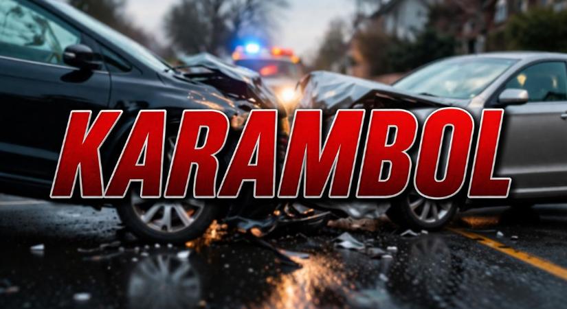 Baleset a szabolcsi kereszteződésben: nagy erőkkel vonultak a tűzoltók