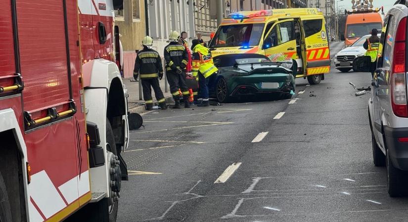 Lezárult az Aston Martin-os győri halálos gázolás vizsgálata