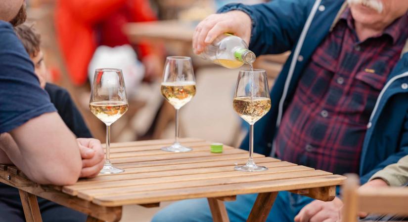 Bor, zene és közösség: visszatér a Borudvar a Szent György Napokon