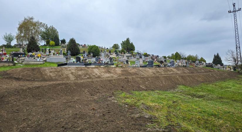 Fejlesztik a tokodi temetőt: elkészült az első ütem
