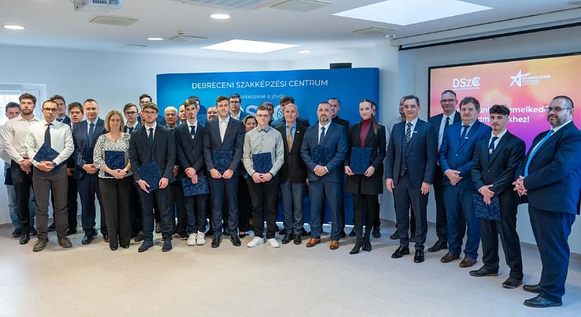 Tizenöt éremmel tértek haza a Debreceni Szakképzési Centrum diákjai a Szakma Sztár Fesztiválról