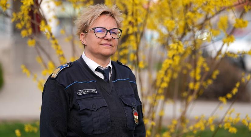 Jó napot, mi újság? – Komlósiné Kiss Anett