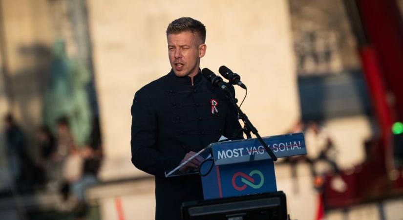 Magyar Péter áfacsalónak és harmadosztályú trash celebnek nevezte Hajdú Pétert