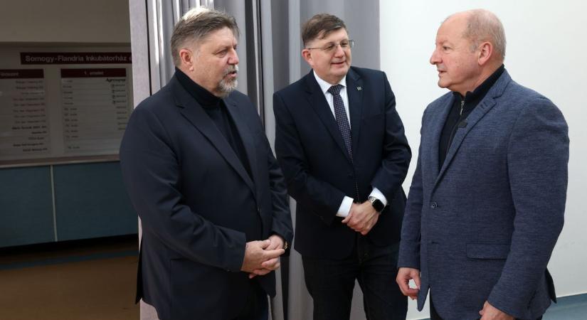 Simicskó István Kaposváron: Nem hagyjuk elsorvasztani a magyar vidéket