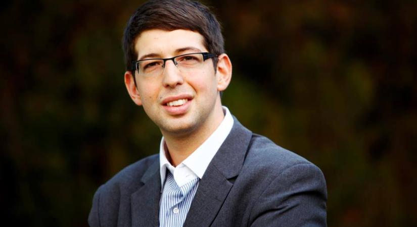 Visszalépett a DK dunaújvárosi jelöltje Nagy Ervin javára