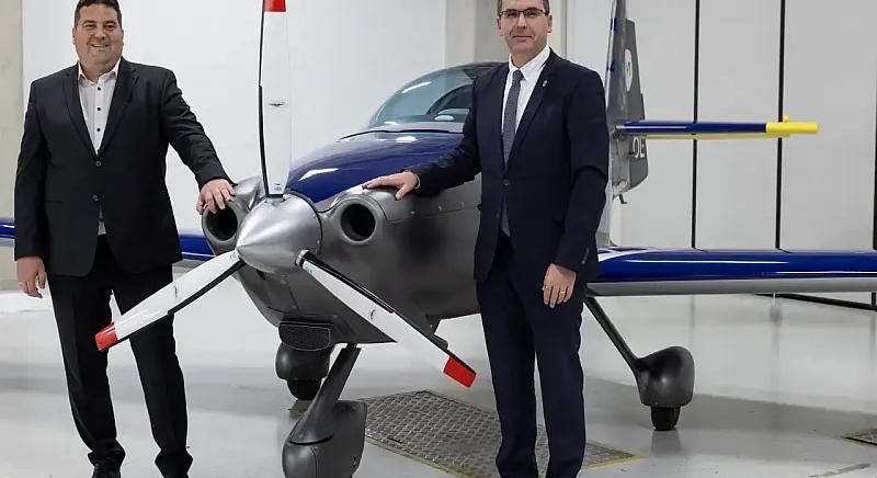 Átadták a Magnus és az Óbudai Egyetem új repülőgépét