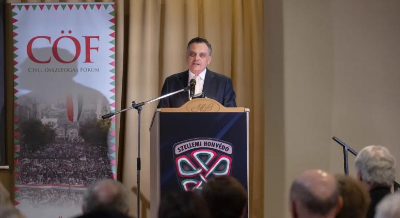 Latorcai Csaba: Meg kell védenünk az egyházi intézményeket!