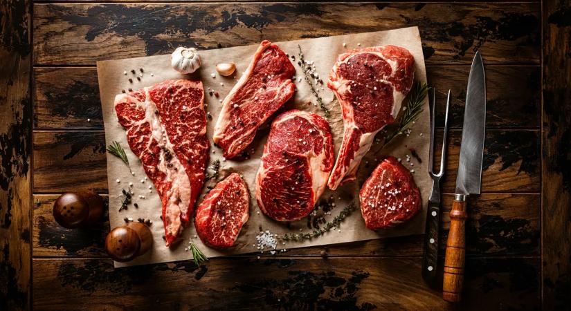 A cigarettásdobozok mintájára hátborzongató képekkel tennék gusztustalanná a húsokat az étlapon