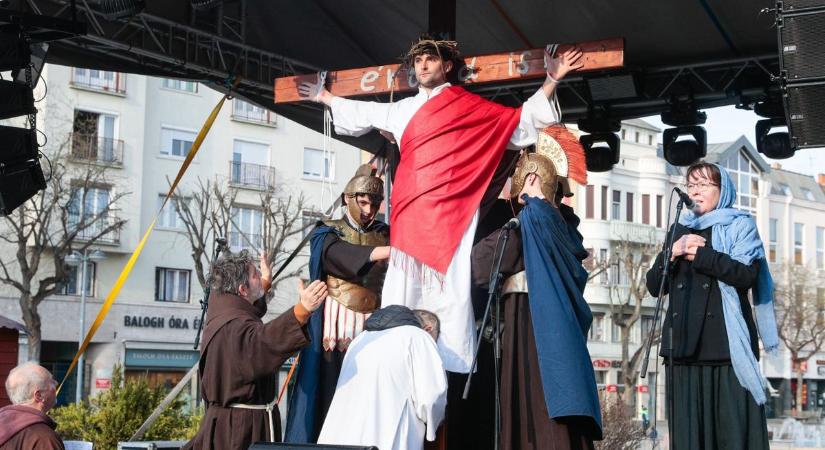 Jézus Krisztus emlékezete - Misztériumjáték Szombathelyen - fotók