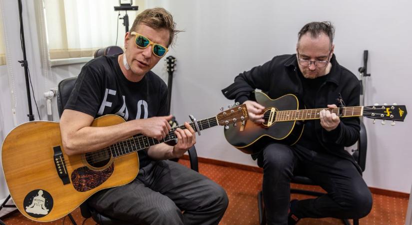 „Ne rajtam múljon a folytatás” – Tatabányán állt össze újra a Kaukázus akusztikus premier