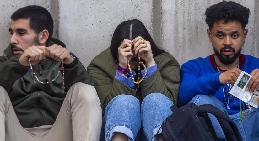 „Most már békében szeretnék elmenni, és véget vetni a szenvedésnek” – az eutanáziát választotta a csoportos nemi erőszak túlélőjeként ismert 25 éves Noelia Castillo Ramos