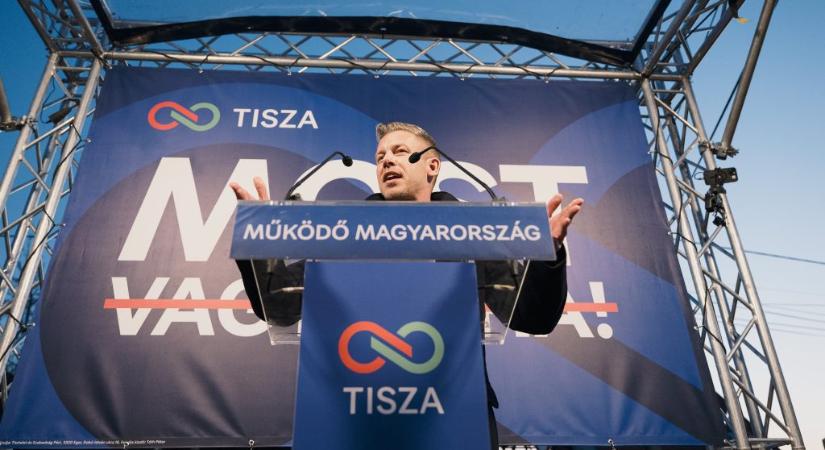 Magyar Péter Békéscsabán: „Nézd, Andi, tömeg!”