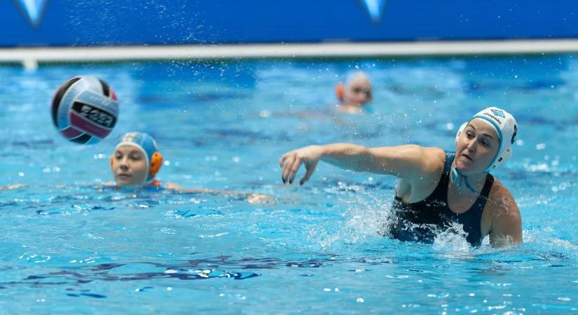 Női vízilabda ob I: simán megverte a Dunaújvárost, elődöntős az Eger