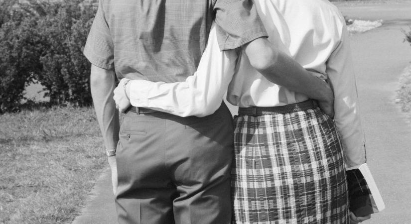 „Csók és festék”: egy évtizedig élt szeretőként a népszerű magyar írónő