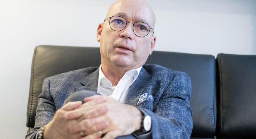 Péterfalvi Attila szerint a NAIH azért nem vizsgálja a tiszás informatikus „Buddha” jogsértő beazonosítását, mert „neki nem fáj” és „nagyon le vannak terhelve”