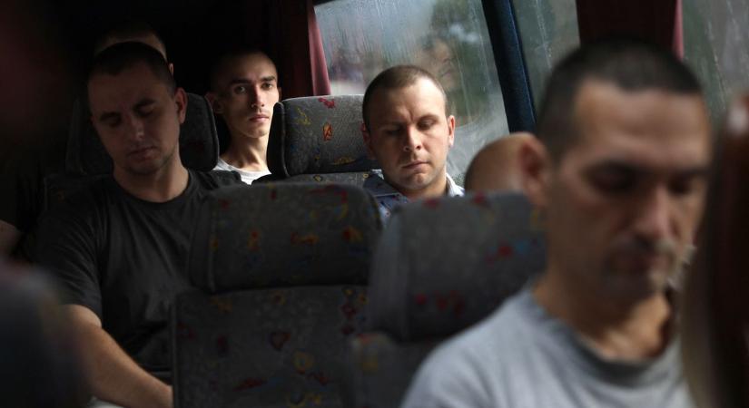 Elképesztő: akár a határátlépésnél leszedhetik a buszról és vihetik az embert a frontra az ukránok