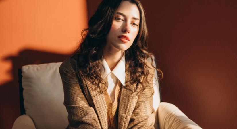 Napi horoszkóp, 2026. április 02.: Az Oroszlán forduljon barátaihoz segítségért, a Szűz randira számíthat