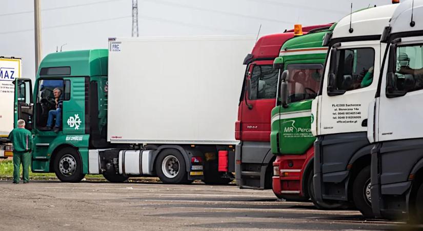 Figyelem: így változik a kamionstop a hosszú hétvégén!