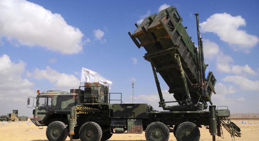 Trump ilyet még nem látott, nyíltan megzsarolta Amerikát Európa egyik leggazdagabb országa: nem fizeti ki a Patriot rakétákat, visszamondhatja az egész megrendelést